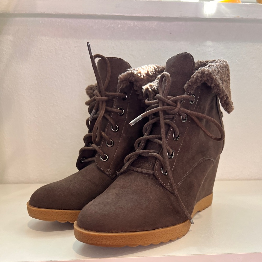 DANA BUCHMAN | laced brown wedges